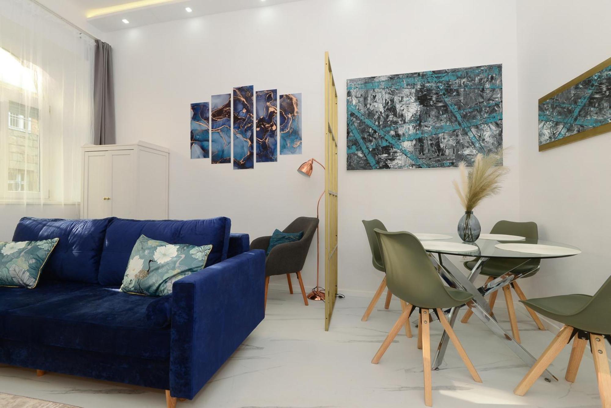 White & Gold Apartment Будапеща Екстериор снимка
