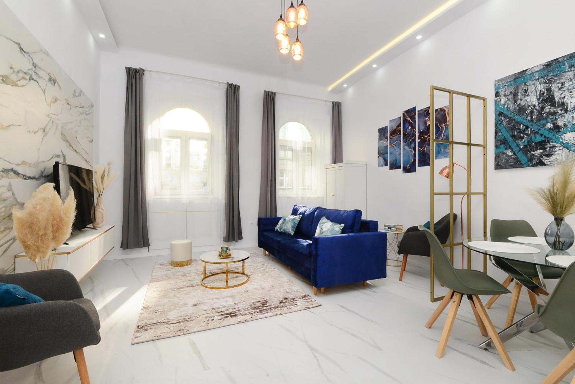 White & Gold Apartment Будапеща Екстериор снимка